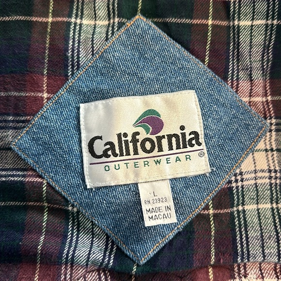 Harley Davidson (upcycled) Jean jacket Size L.  HP 🎉 - Picture 5 of 10